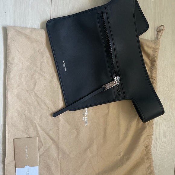 Michael Kors luxury collection bag - Picture 2 of 2